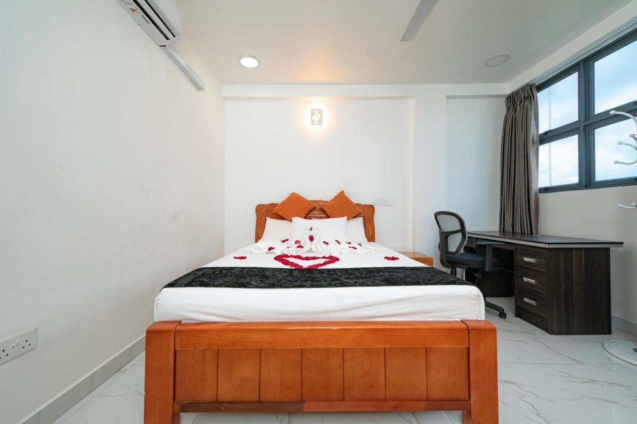 White Beach Holiday At Hulhumale' Extérieur photo